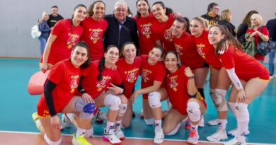 Pallavolo CFVolleyCalabria – La Tonno Callipo Vibo promossa in B2 a punteggio pieno, eguagliato il record della Elio Sozzi del 2007-08