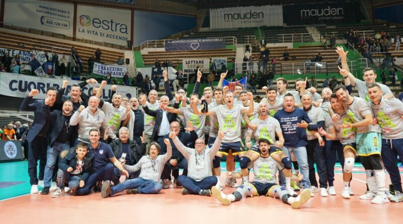 Pallavolo Play off A2M – La piccola Grottazzolina è grande sotto rete e conquista la SuperLega