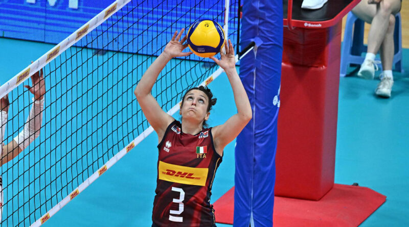 Pallavolo Azzurre – Carlotta Cambi ed altre 5 atlete al lavoro con il Club Italia al Centro Pavesi