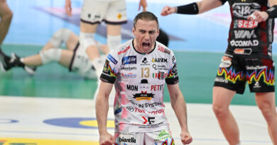 Pallavolo SuperLega – Massimo Colaci resta a Perugia: “Una maglia che sento veramente mia”