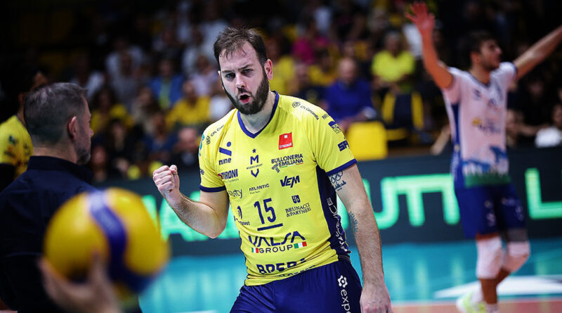 Pallavolo Polonia – Luciano De Cecco parla da giocatore del Częstochowa: “Voglio aiutare i miei compagni di squadra a giocare al meglio, credo di avere ancora molto da offrire”