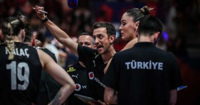 Pallavolo VNL femminile – Santarelli: “Dobbiamo essere contenti della prestazione, certo volevamo vincere, messo in difficoltà la squadra forse migliore al mondo” (en)