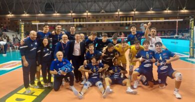 Pallavolo A2M – Ravenna comincia la stagione vincendo in rimonta, SuperRusso dai 9 metri