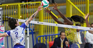 Pallavolo A1F – L’Omag-MT ha avuto la sua chance sul 2-0, ma Monviso ha rimontato e vinto al quinto