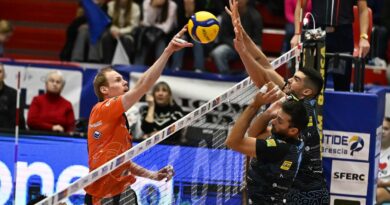 Pallavolo A2M – Brescia batte Pineto in rimonta (3-1) e conquista la vetta solitaria della classifica