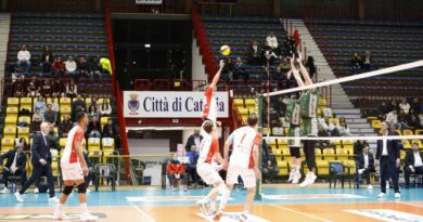 Pallavolo A2M – Catania si dimostra glaciale al tie-break e supera anche una combattiva Sorrento