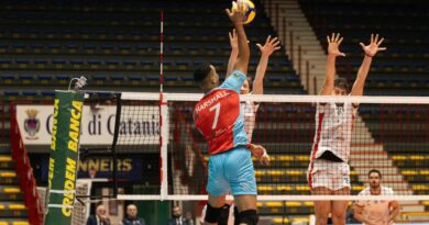 Pallavolo A2M – Catania piega al tie break la resistenza di una volitiva Lupi Siena