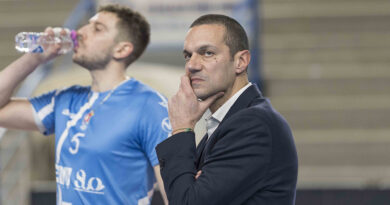 Pallavolo A3M – Momento complesso per l’Altotevere. Il DG Bigi: “Non metteremo pressioni”; Bartolini: “Serve più disciplina”