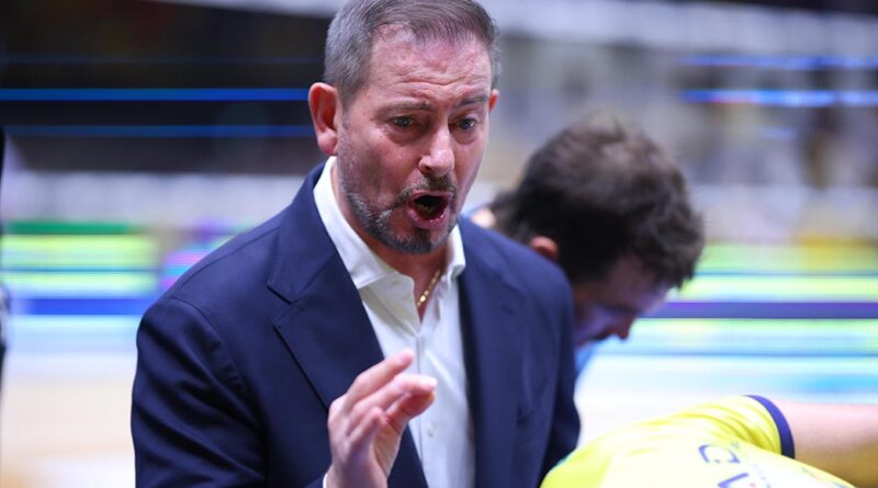 Pallavolo SL – Giuliani: “Siamo dispiaciuti, ma di rammarichi dobbiamo averne pochi”