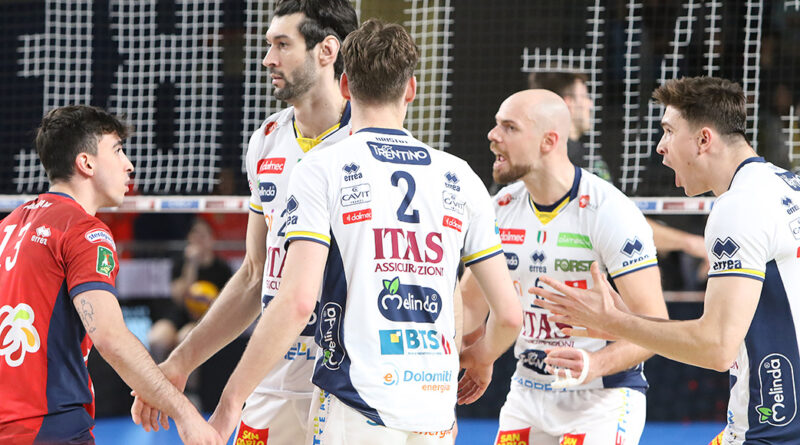 Pallavolo SL – Alzata perfetta ad una mano di Sbertoli, che Bristot concretizza