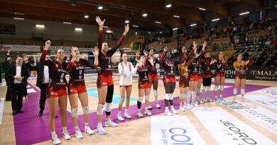Pallavolo A1F – Tempo di saluti in casa UYBA: Jennifer Boldini, Valentina Diouf, Josephine Obossa, Carter Booth, Dana Schmit, Alessia Gennari e Katja Eckl
