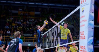 Pallavolo SL PlayOff 5 posto – Modena batte Milano per 3-1, in una gara di andata molto combattuta