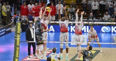 Pallavolo SL Scudetto – Perugia impiega 2 ore per battere Piacenza, guidata da un Super Simon