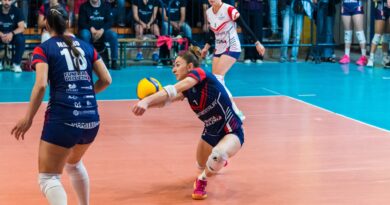 Pallavolo Mercato – Doppio colpo dell’Akademia Sant’Anna: ingaggiate la centrale veneta Pegoraro e il martello siciliano Caruso