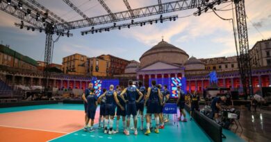 Pallavolo EuroVolleyM2026 – Gli Azzurri hanno fatto conoscenza con il campo in Piazza del Plebiscito a Napoli