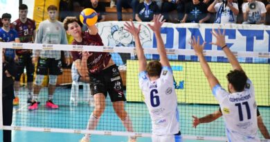 Pallavolo A2M – Domotek Reggio Calabria, impresa all’esordio nella serie cadetta: Pineto si arrende al tie–break