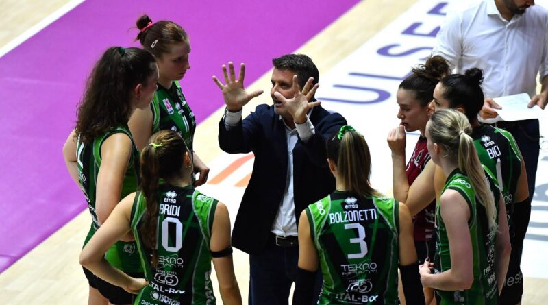 Pallavolo A1F – Vallefoglia dopo il ko con l’Imoco, Pistola: “Con Conegliano non ha funzionato nulla”