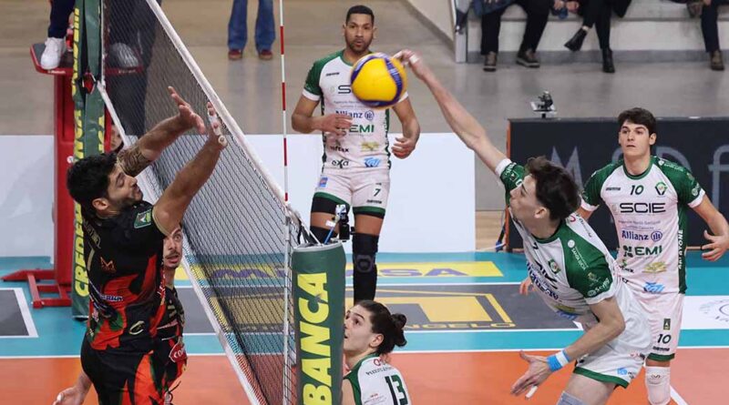 Pallavolo A3M – Intervento chirurgico alla mano destra perfettamente riuscito per Ludovico Giuliani
