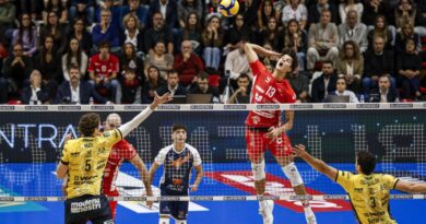 Pallavolo SL – Il derby si tinge del biancorosso di Piacenza, Modena superata lotta ma cede 3-0