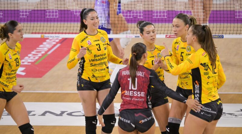 Pallavolo A1F – Il Bisonte si ferma ad un set dal successo, Brescia festeggia la prima vittoria