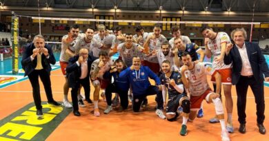 Pallavolo A2M – Lagonegro centra di carattere la vittoria n.3: espugnato il Pala De André, Ravenna si inchina e la vetta resta biancorossa